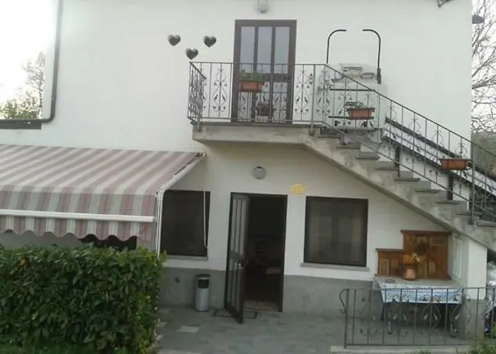 Regina Di Cuori Λ' Άκουιλα